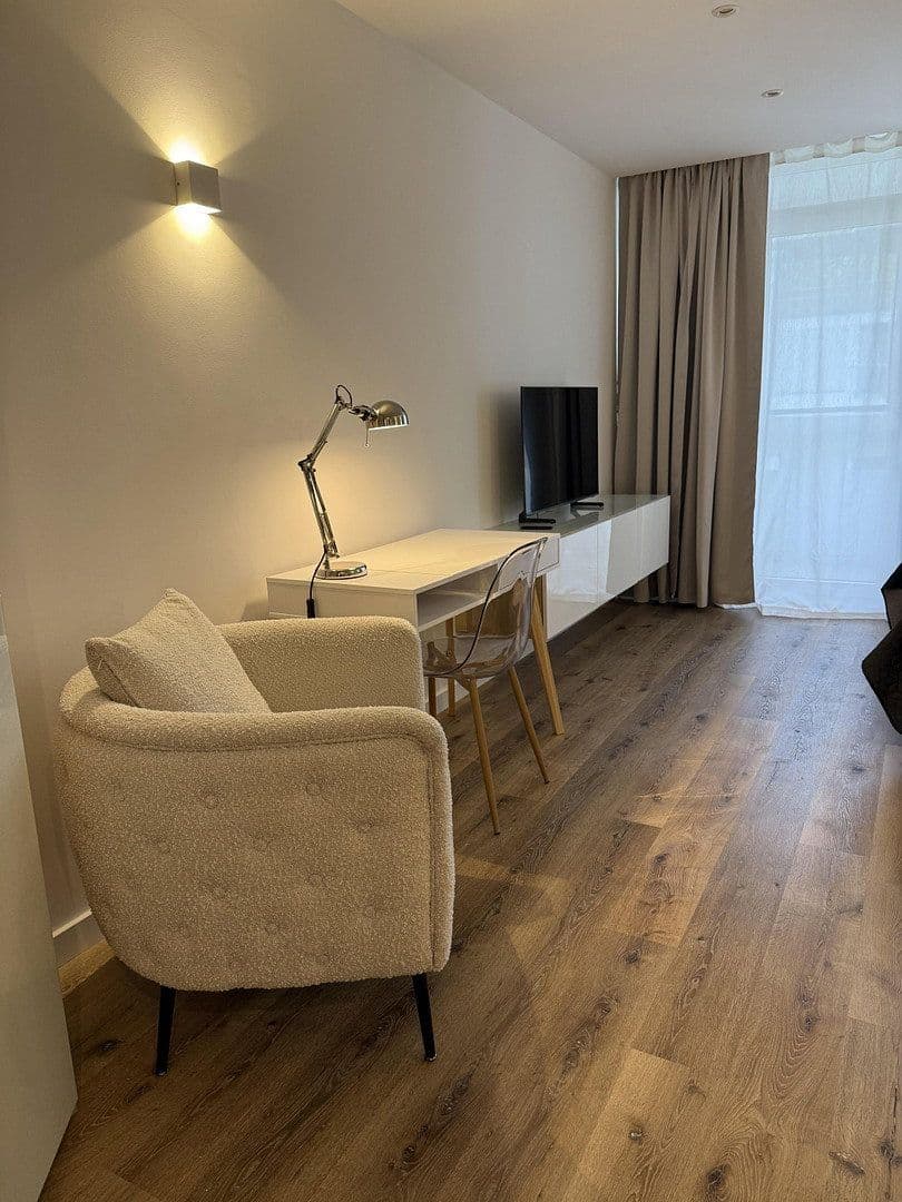 Pronájem bytu 1+1 39 m², Mittlelerer Hasenpfad, Frankfurt am Main, Hessen Pronájem bytu 1+1 39 m², Mittlelerer Hasenpfad, Frankfurt am Main, Hessen