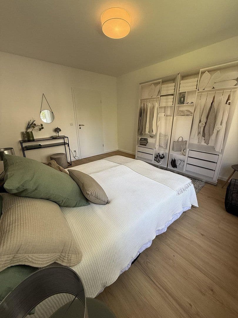 Prodej bytu 3+1 78 m², Bert-Brecht-Straße 14, Wiesbaden, Hessen Prodej bytu 3+1 78 m², Bert-Brecht-Straße 14, Wiesbaden, Hessen