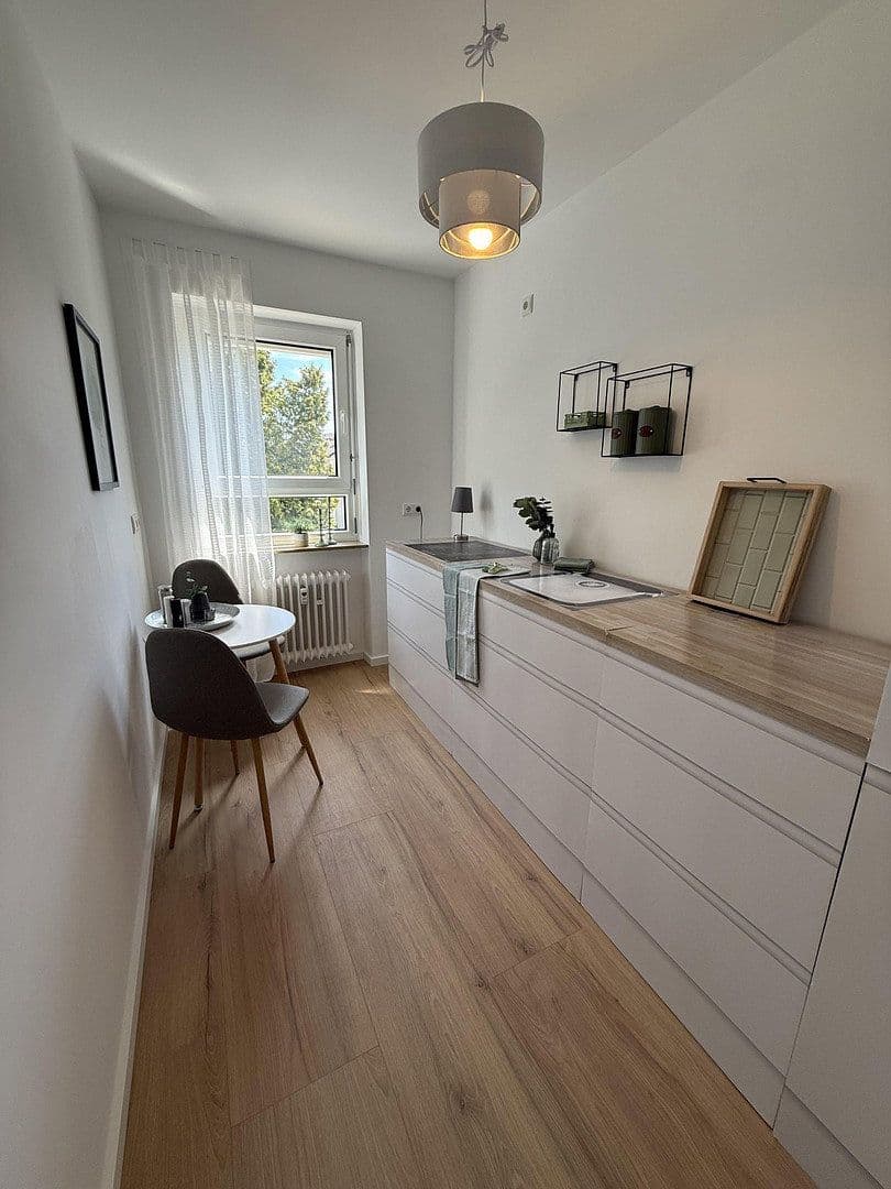 Prodej bytu 3+1 78 m², Bert-Brecht-Straße 14, Wiesbaden, Hessen Prodej bytu 3+1 78 m², Bert-Brecht-Straße 14, Wiesbaden, Hessen