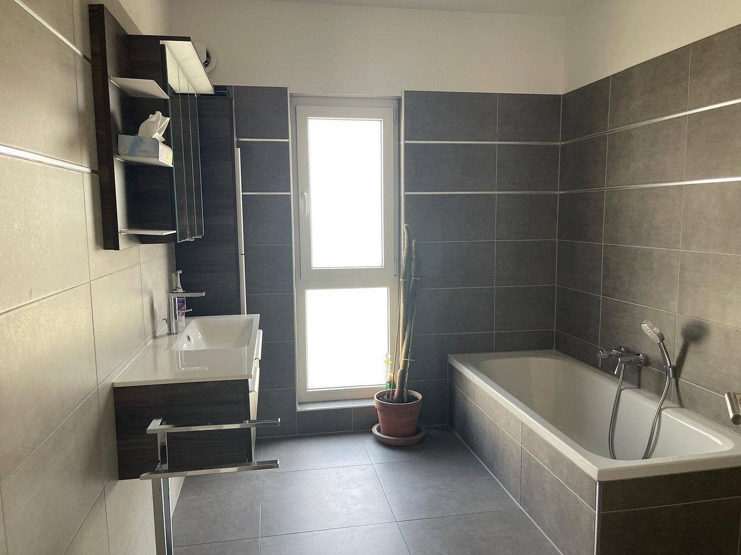 Prodej domu 230 m², pozemek 540 m², Fritz-Winkler-Str. 7, Ludwigshafen am Rhein - Oppau, Porýní-Falc Prodej domu 230 m², pozemek 540 m², Fritz-Winkler-Str. 7, Ludwigshafen am Rhein - Oppau, Porýní-Falc