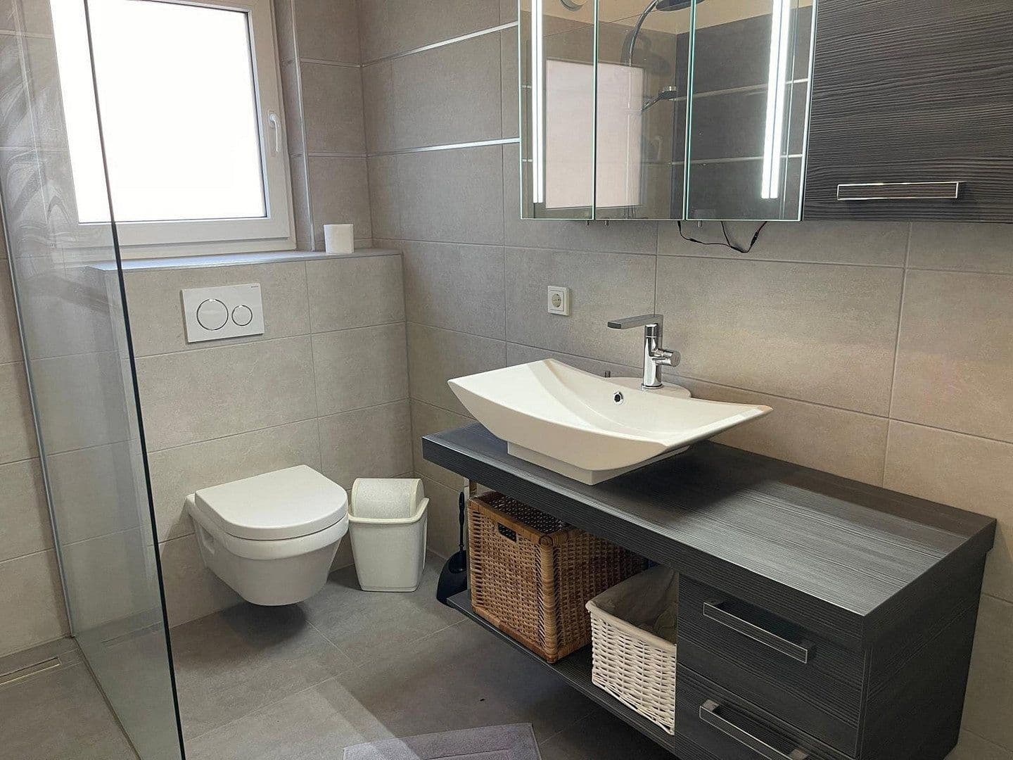 Prodej domu 230 m², pozemek 540 m², Fritz-Winkler-Str. 7, Ludwigshafen am Rhein - Oppau, Porýní-Falc Prodej domu 230 m², pozemek 540 m², Fritz-Winkler-Str. 7, Ludwigshafen am Rhein - Oppau, Porýní-Falc
