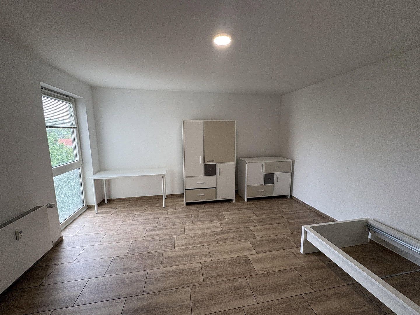 Pronájem bytu 1+1 28 m², Erlangen, Bavorsko Pronájem bytu 1+1 28 m², Erlangen, Bavorsko