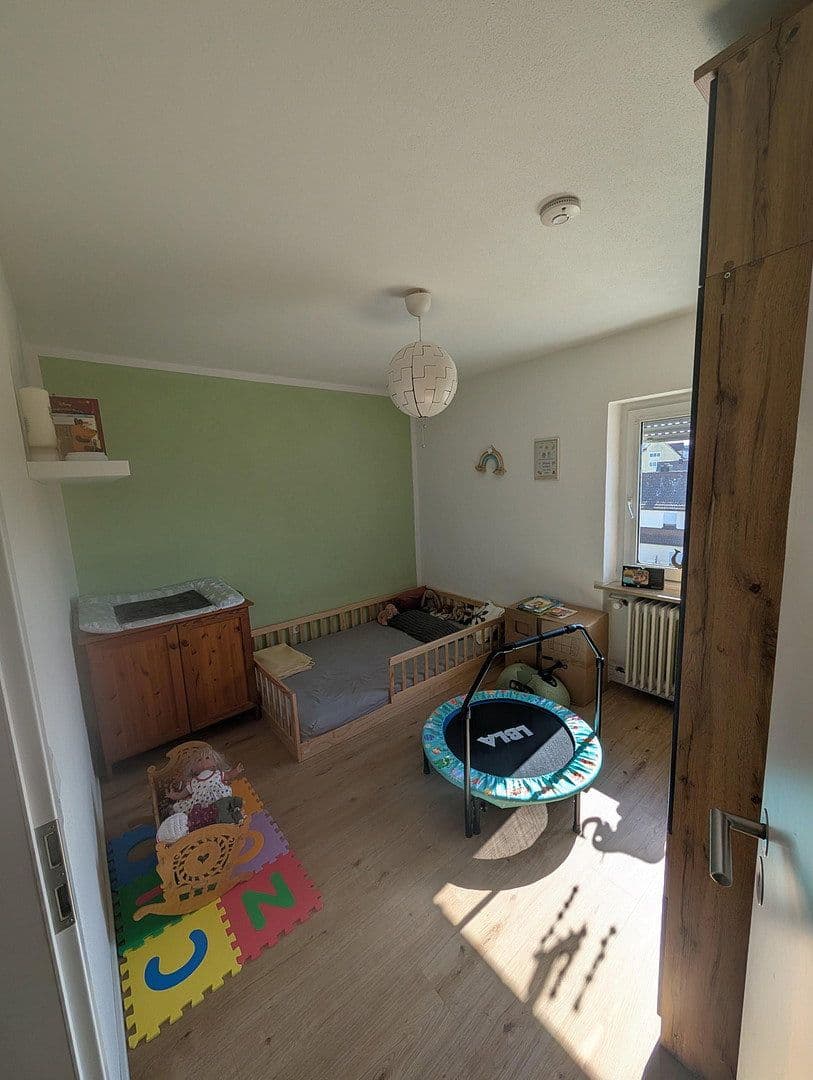 Prodej bytu 4+1 85 m², Roth, Bavorsko Prodej bytu 4+1 85 m², Roth, Bavorsko