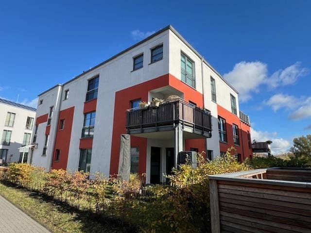 Pronájem bytu 3+1 105 m², Rostock, Mecklenburg-Vorpommern Pronájem bytu 3+1 105 m², Rostock, Mecklenburg-Vorpommern