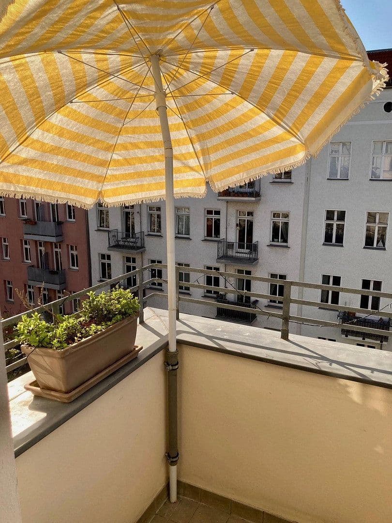 Prodej bytu 2+1 61 m², Berlin, Berlín Prodej bytu 2+1 61 m², Berlin, Berlín