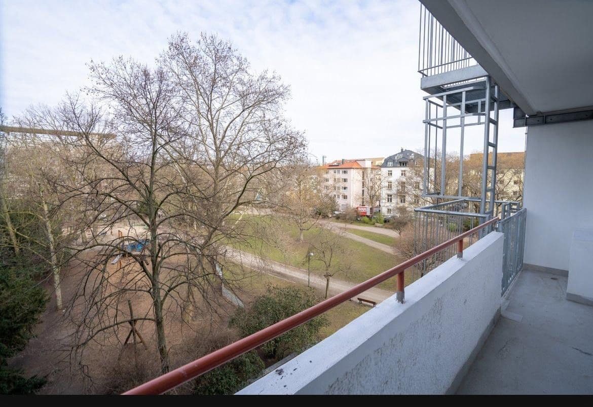 Pronájem bytu 1+1 36 m², Frankfurt am Main, Hessen Pronájem bytu 1+1 36 m², Frankfurt am Main, Hessen