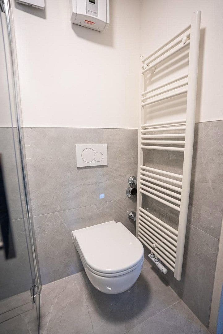 Pronájem bytu 1+1 36 m², Frankfurt am Main, Hessen Pronájem bytu 1+1 36 m², Frankfurt am Main, Hessen