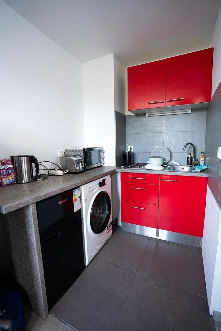 Pronájem bytu 1+1 36 m², Frankfurt am Main, Hessen Pronájem bytu 1+1 36 m², Frankfurt am Main, Hessen
