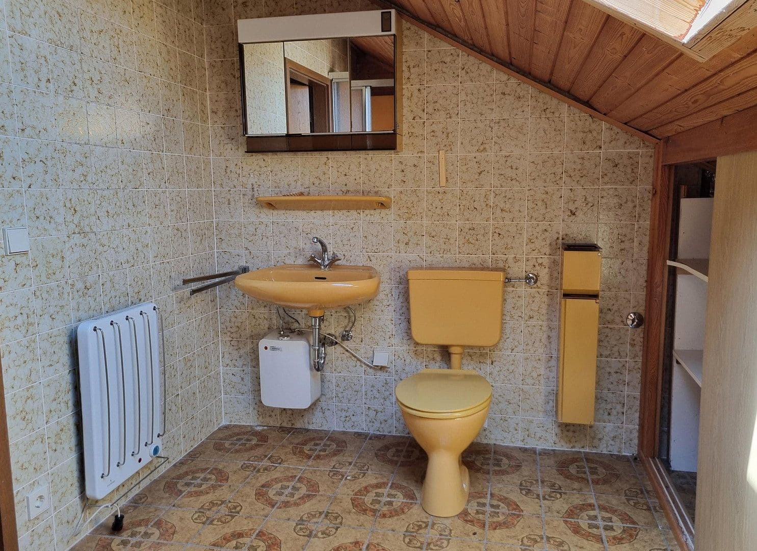 Prodej domu 177 m², pozemek 604 m², Tuttlingen, Bádensko-Württembersko Prodej domu 177 m², pozemek 604 m², Tuttlingen, Bádensko-Württembersko