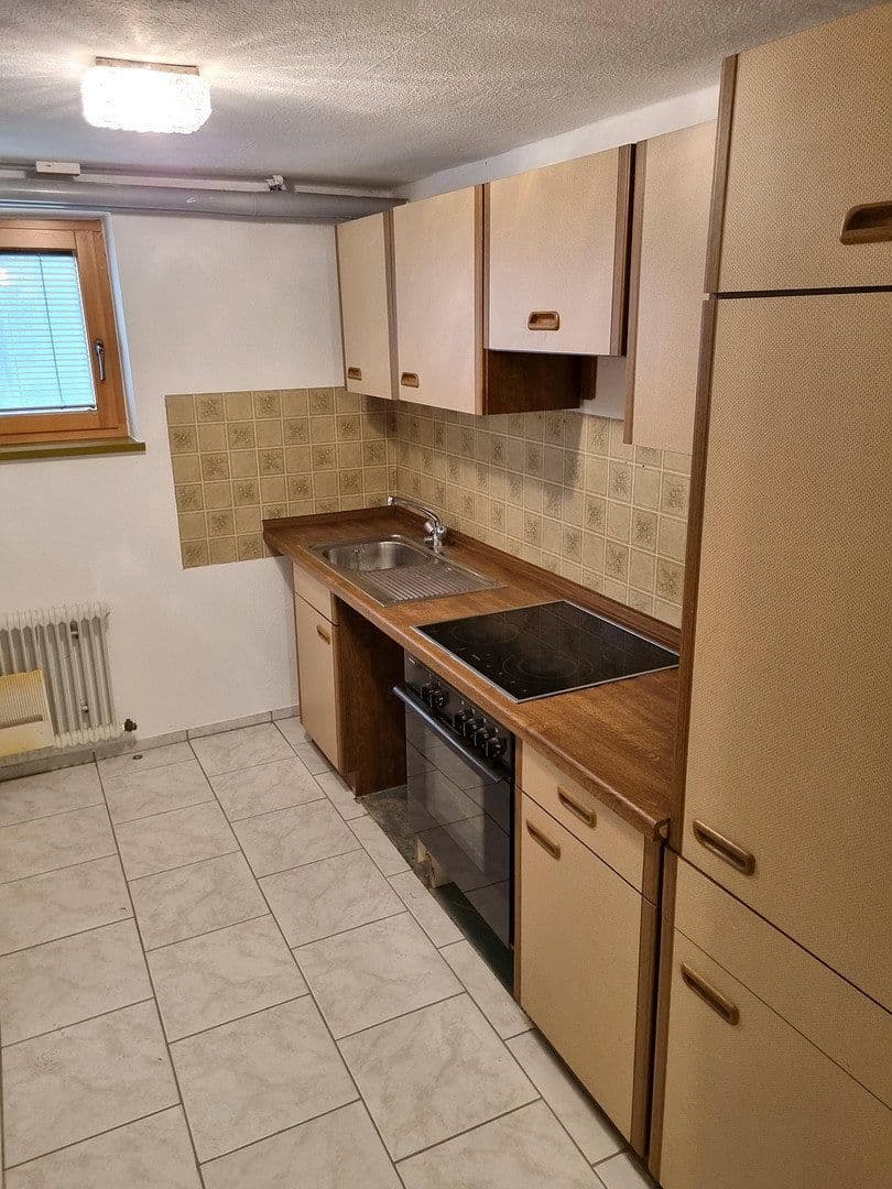 Prodej domu 177 m², pozemek 604 m², Tuttlingen, Bádensko-Württembersko Prodej domu 177 m², pozemek 604 m², Tuttlingen, Bádensko-Württembersko