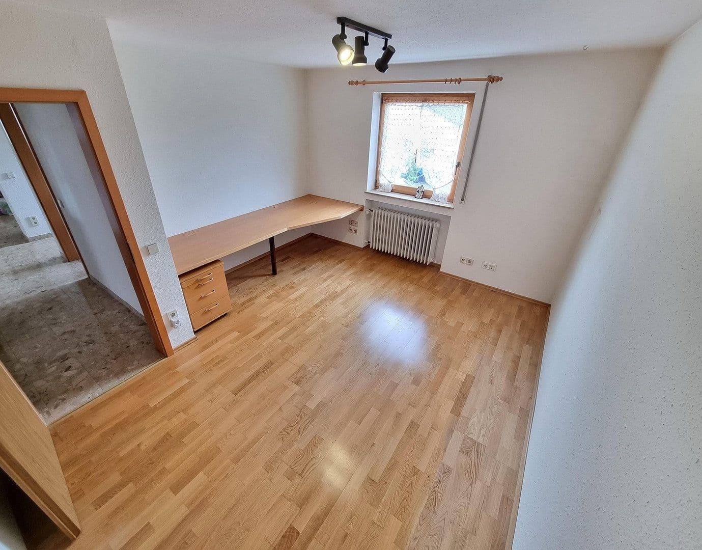 Prodej domu 177 m², pozemek 604 m², Tuttlingen, Bádensko-Württembersko Prodej domu 177 m², pozemek 604 m², Tuttlingen, Bádensko-Württembersko