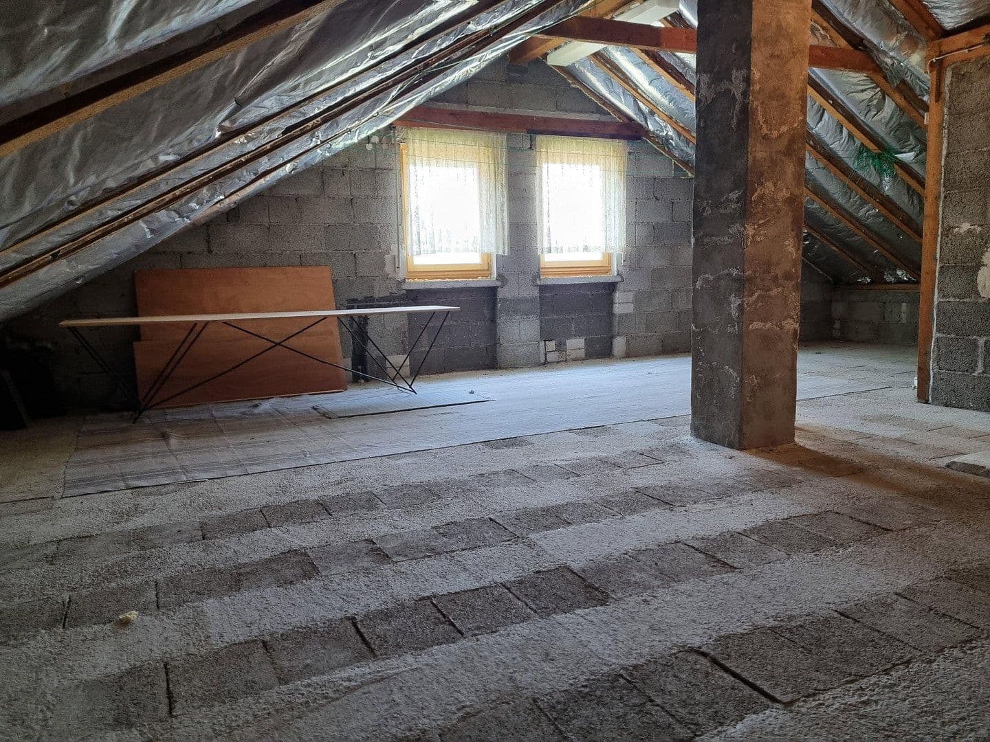 Prodej domu 177 m², pozemek 604 m², Tuttlingen, Bádensko-Württembersko Prodej domu 177 m², pozemek 604 m², Tuttlingen, Bádensko-Württembersko