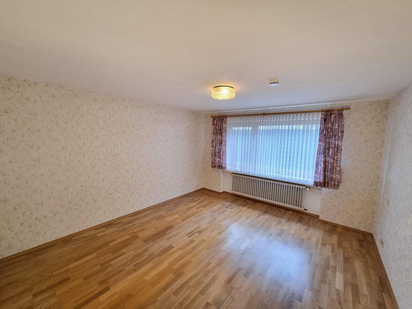 Prodej domu 177 m², pozemek 604 m², Tuttlingen, Bádensko-Württembersko Prodej domu 177 m², pozemek 604 m², Tuttlingen, Bádensko-Württembersko