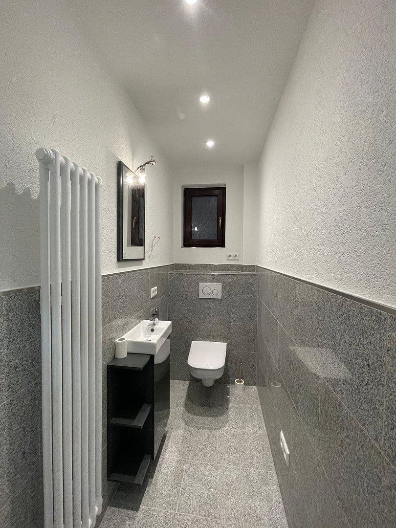 Pronájem bytu 2+1 91 m², Jahnstraße 10, Böblingen, Bádensko-Württembersko Pronájem bytu 2+1 91 m², Jahnstraße 10, Böblingen, Bádensko-Württembersko