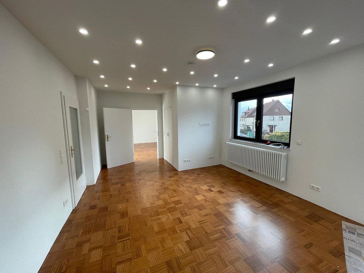 Pronájem bytu 2+1 91 m², Jahnstraße 10, Böblingen, Bádensko-Württembersko Pronájem bytu 2+1 91 m², Jahnstraße 10, Böblingen, Bádensko-Württembersko
