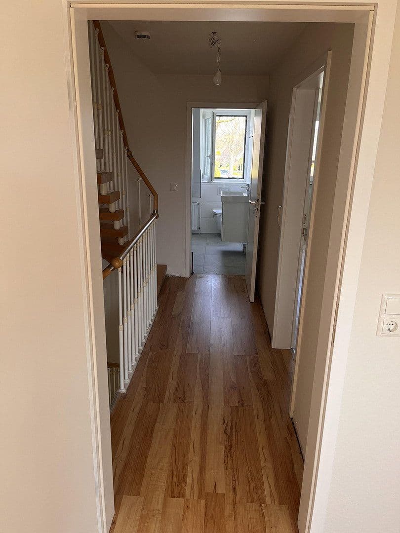 Pronájem domu 112 m², pozemek 400 m², Reinfeld, Šlesvicko-Holštýnsko Pronájem domu 112 m², pozemek 400 m², Reinfeld, Šlesvicko-Holštýnsko