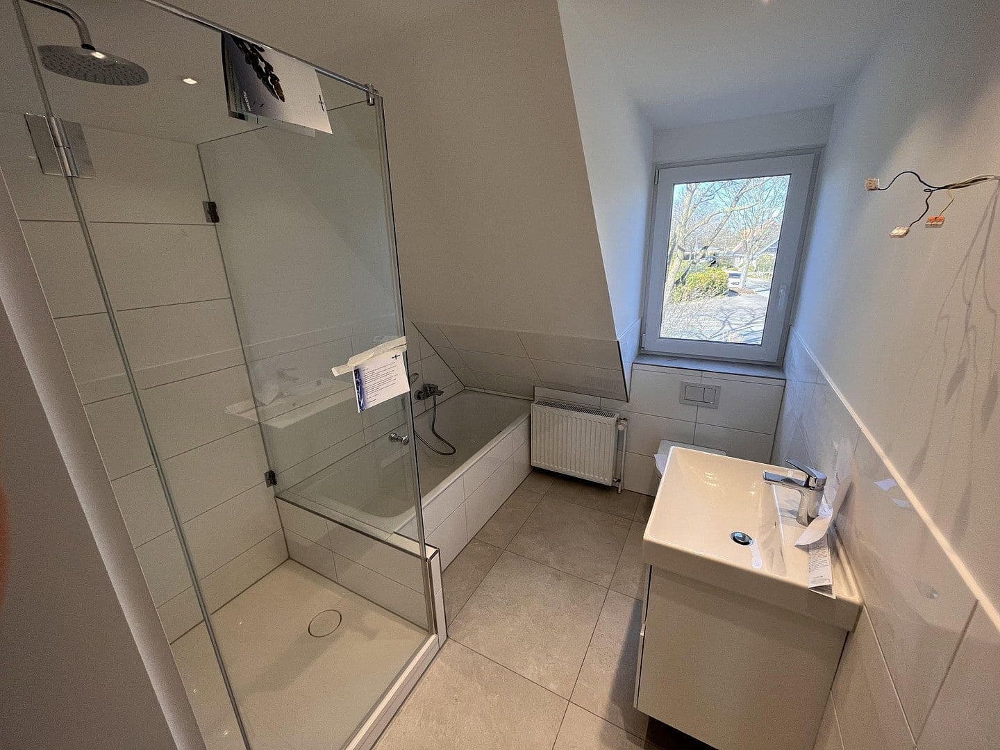 Pronájem domu 112 m², pozemek 400 m², Reinfeld, Šlesvicko-Holštýnsko Pronájem domu 112 m², pozemek 400 m², Reinfeld, Šlesvicko-Holštýnsko