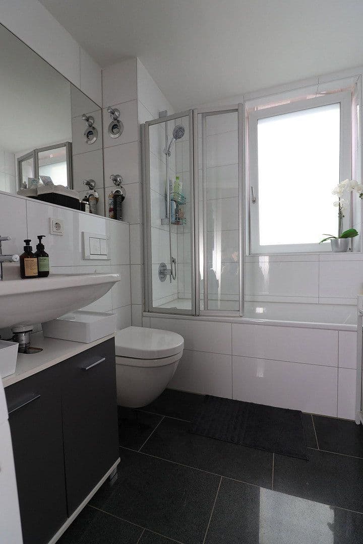 Prodej bytu 2+1 63 m², Edith-Stein-Str.34, Regensburg, Bavorsko Prodej bytu 2+1 63 m², Edith-Stein-Str.34, Regensburg, Bavorsko