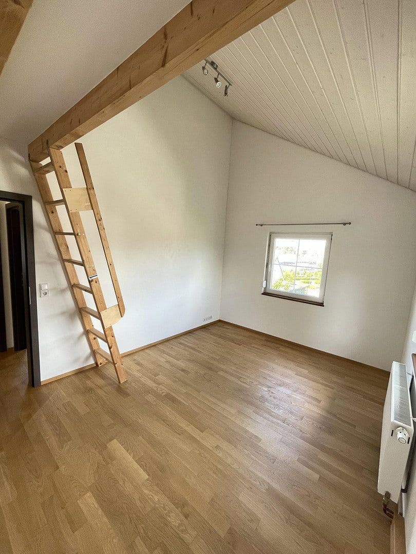 Prodej domu 147 m², pozemek 367 m², Wernau (Neckar), Bádensko-Württembersko Prodej domu 147 m², pozemek 367 m², Wernau (Neckar), Bádensko-Württembersko