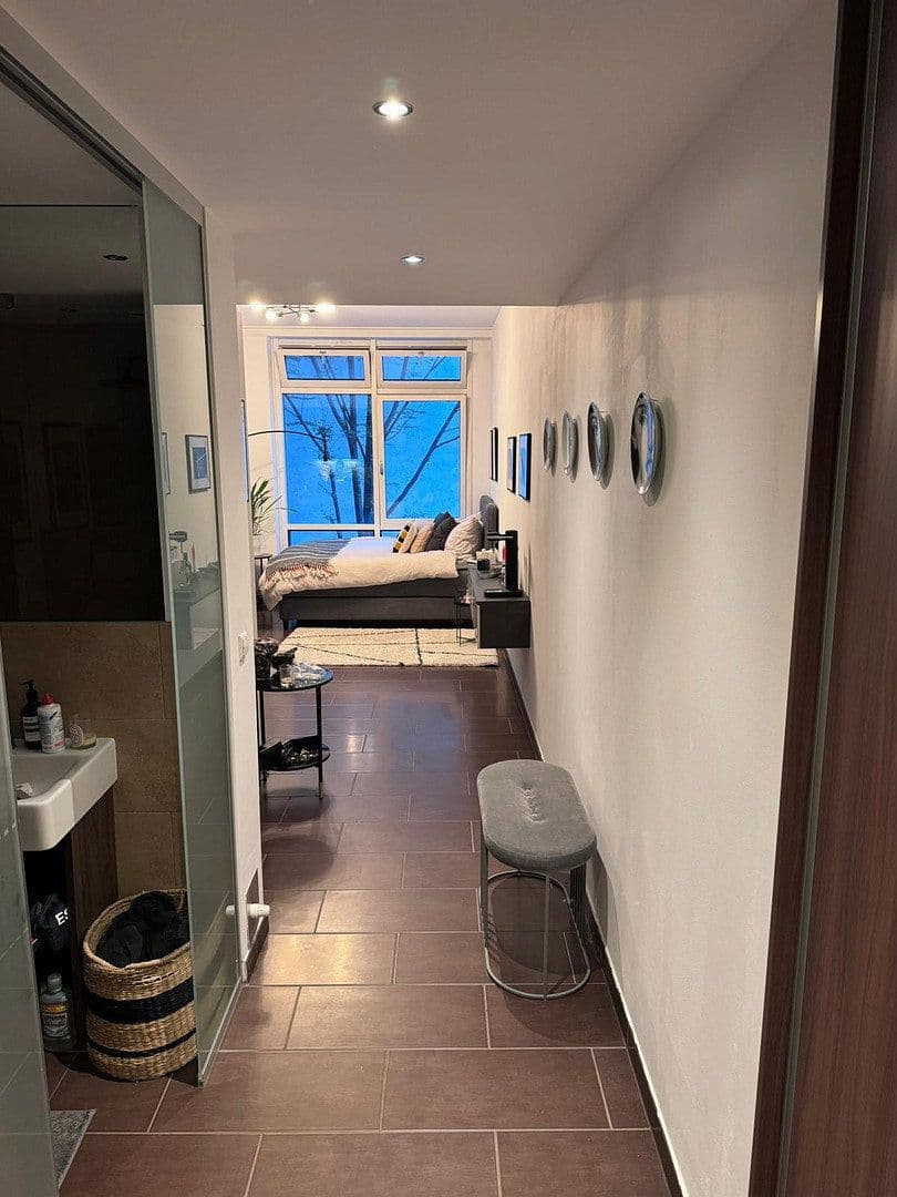 Pronájem bytu 1+1 32 m², Schillerstr.41, München, Bavorsko Pronájem bytu 1+1 32 m², Schillerstr.41, München, Bavorsko