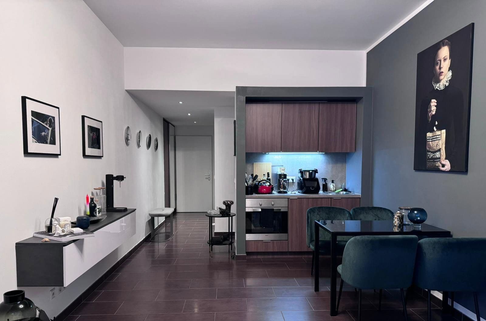 Pronájem bytu 1+1 32 m², Schillerstr.41, München, Bavorsko Pronájem bytu 1+1 32 m², Schillerstr.41, München, Bavorsko
