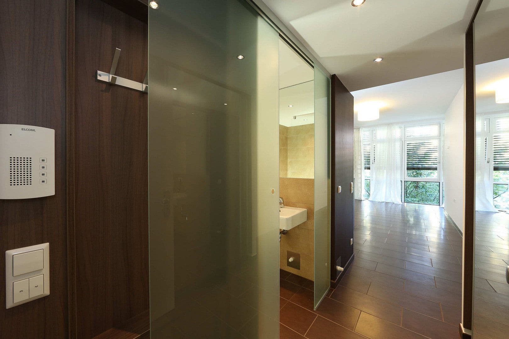 Pronájem bytu 1+1 32 m², Schillerstr.41, München, Bavorsko Pronájem bytu 1+1 32 m², Schillerstr.41, München, Bavorsko