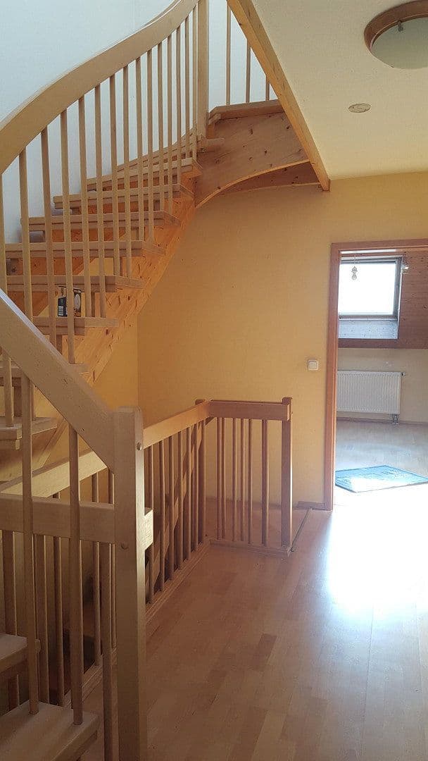 Prodej domu 135 m², pozemek 256 m², Zugspitzstraße, Dasing, Bavorsko Prodej domu 135 m², pozemek 256 m², Zugspitzstraße, Dasing, Bavorsko