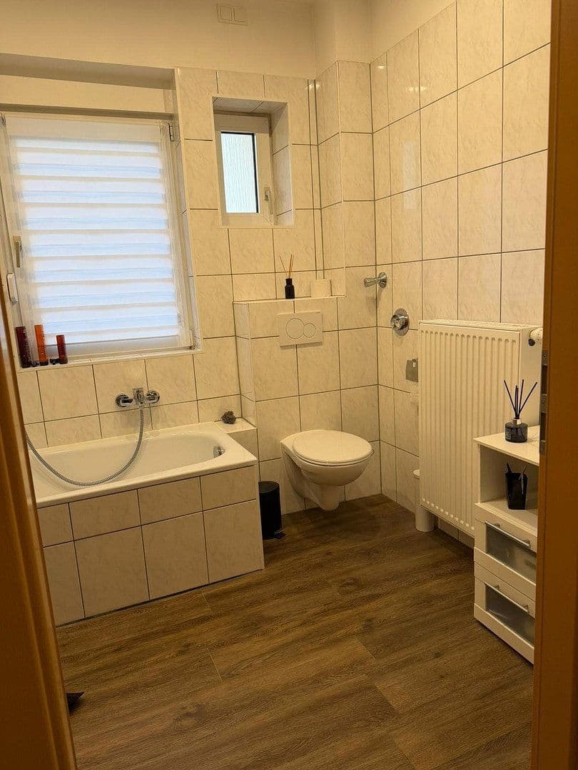 Pronájem bytu 2+1 70 m², Friedrich-Ebert-Str. 33, Worms, Porýní-Falc Pronájem bytu 2+1 70 m², Friedrich-Ebert-Str. 33, Worms, Porýní-Falc