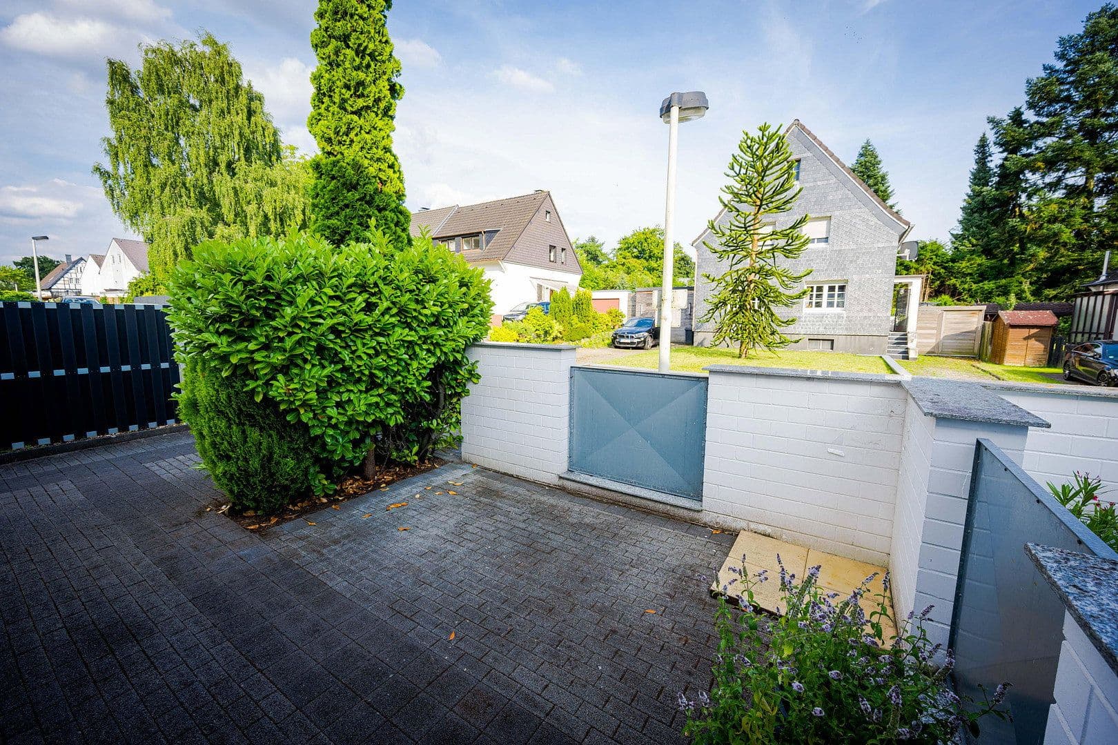 Prodej domu 173 m², pozemek 284 m², Solingen, Severní Porýní-Vestfálsko Prodej domu 173 m², pozemek 284 m², Solingen, Severní Porýní-Vestfálsko