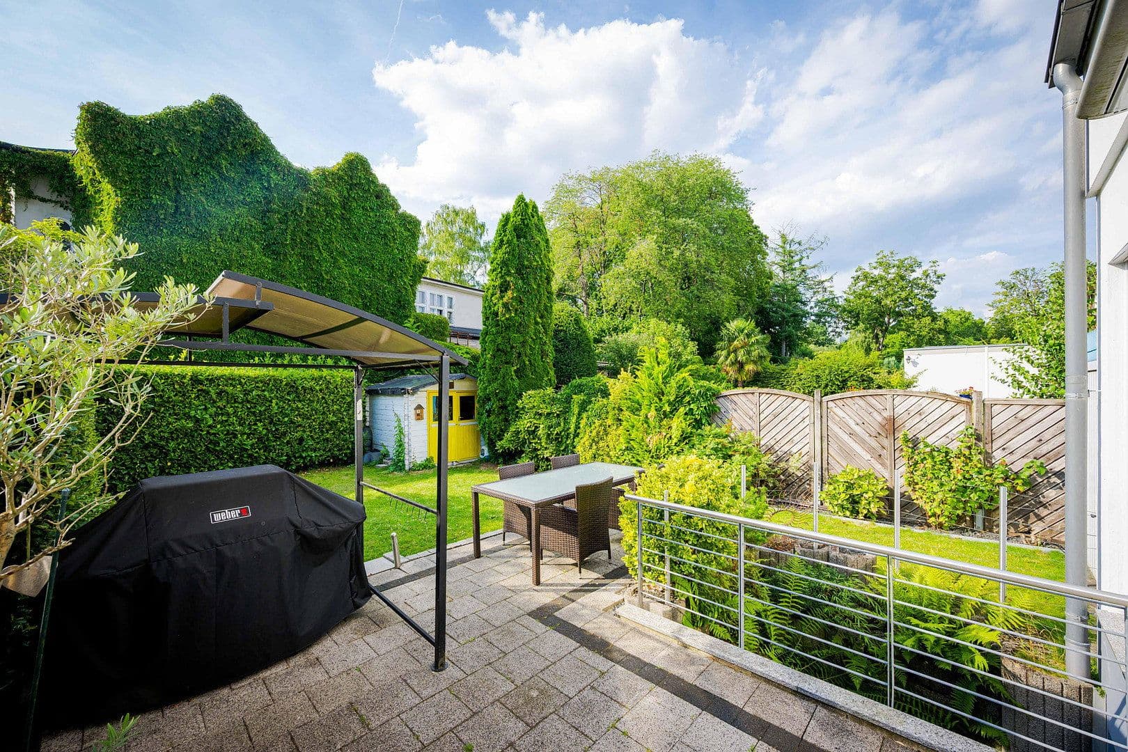 Prodej domu 173 m², pozemek 284 m², Solingen, Severní Porýní-Vestfálsko Prodej domu 173 m², pozemek 284 m², Solingen, Severní Porýní-Vestfálsko