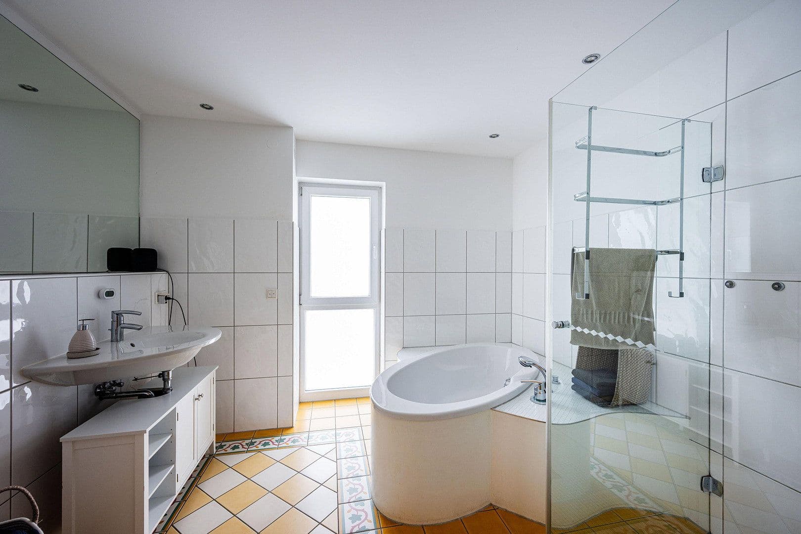 Prodej domu 173 m², pozemek 284 m², Solingen, Severní Porýní-Vestfálsko Prodej domu 173 m², pozemek 284 m², Solingen, Severní Porýní-Vestfálsko