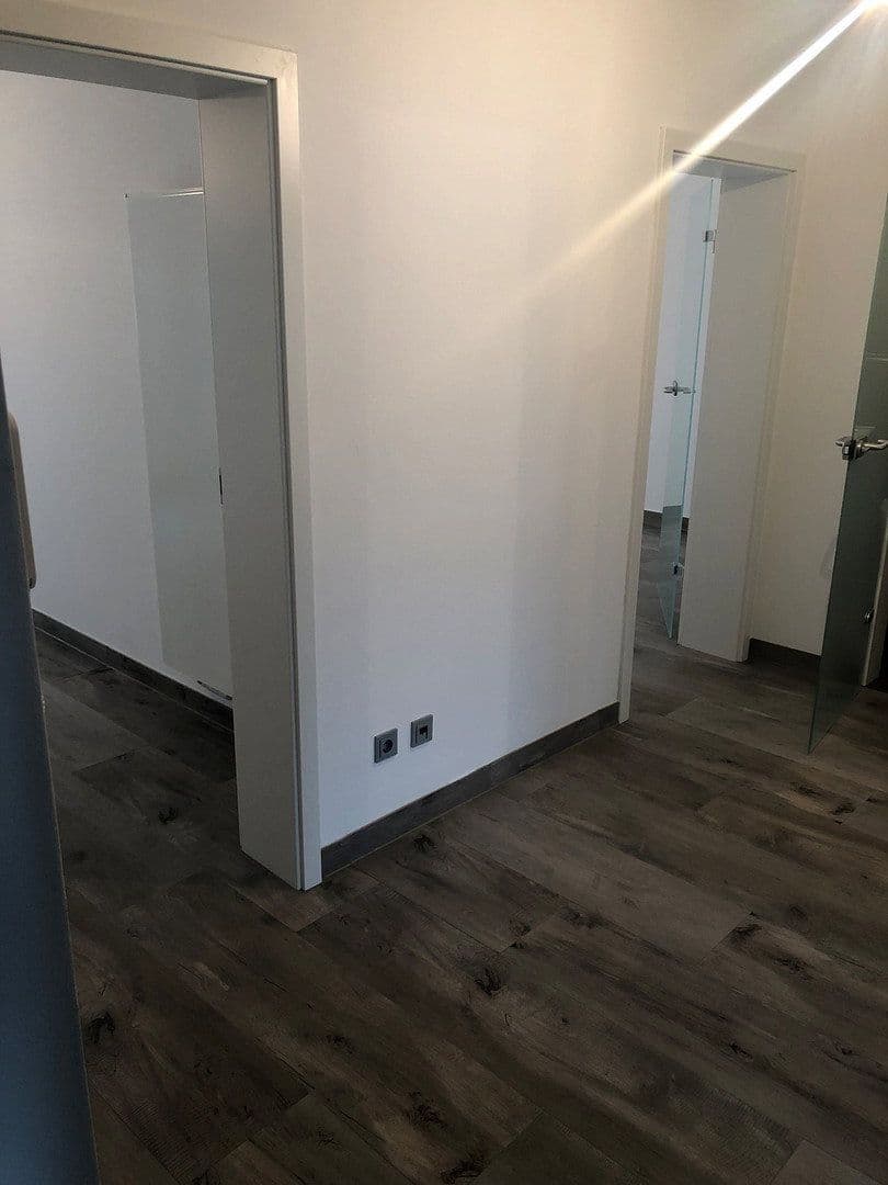 Pronájem bytu 3+1 70 m², Hannover, Dolní Sasko Pronájem bytu 3+1 70 m², Hannover, Dolní Sasko