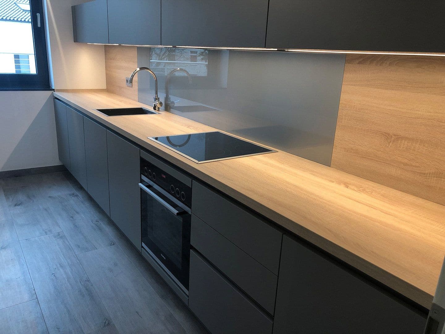 Pronájem bytu 3+1 70 m², Hannover, Dolní Sasko Pronájem bytu 3+1 70 m², Hannover, Dolní Sasko