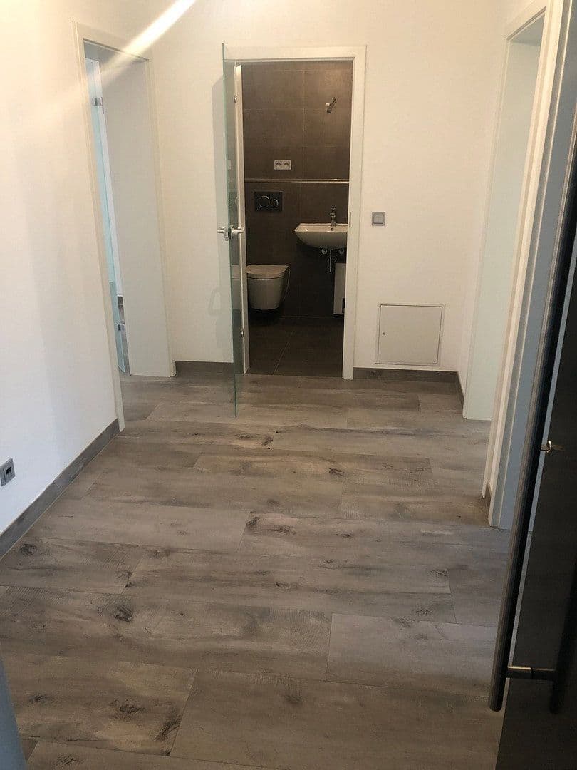 Pronájem bytu 3+1 70 m², Hannover, Dolní Sasko Pronájem bytu 3+1 70 m², Hannover, Dolní Sasko