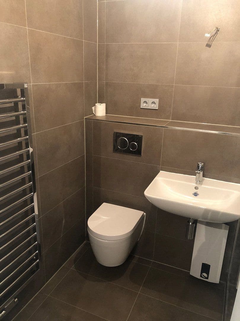 Pronájem bytu 3+1 70 m², Hannover, Dolní Sasko Pronájem bytu 3+1 70 m², Hannover, Dolní Sasko