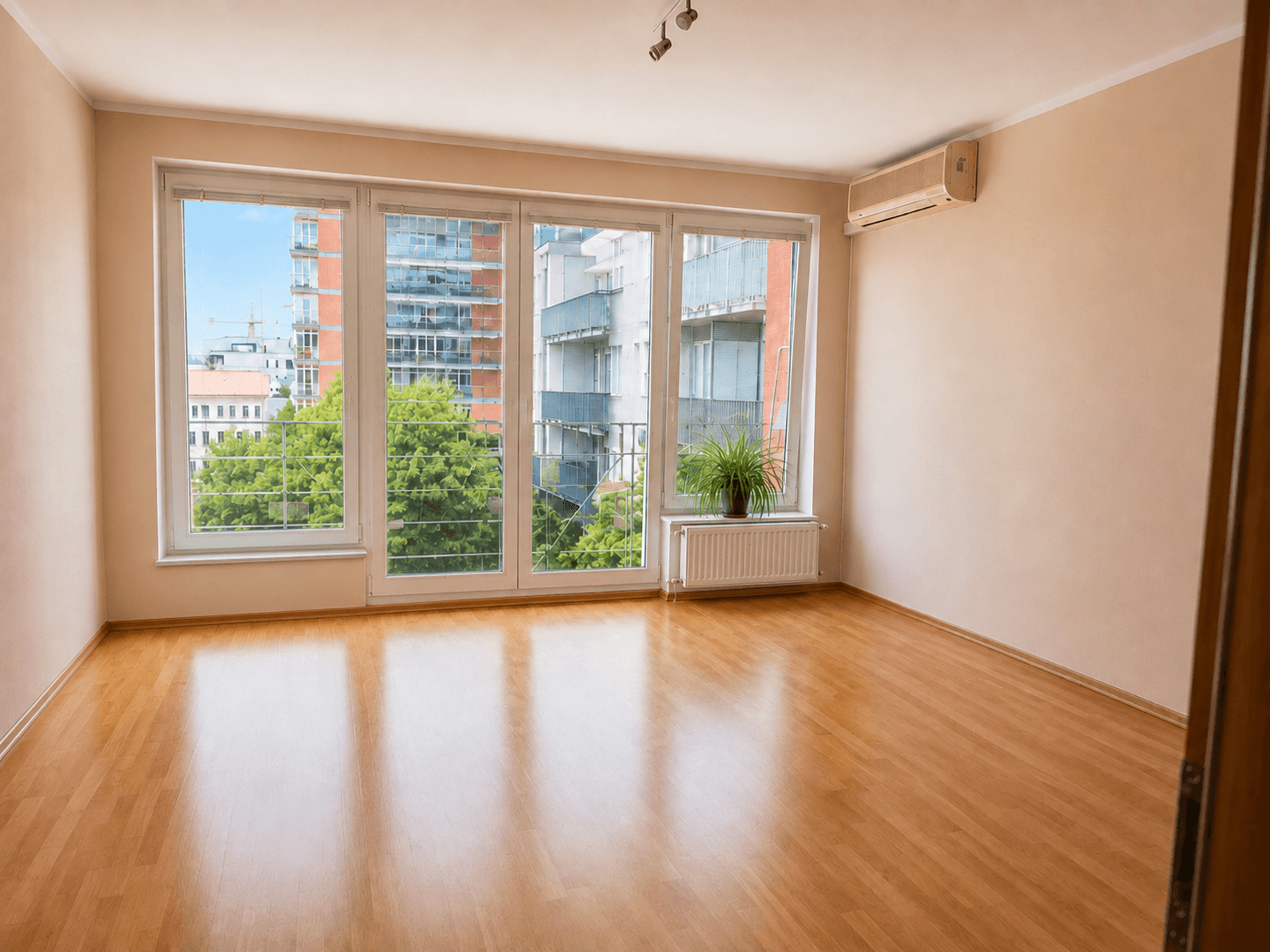 Pronájem bytu 2+kk 60 m², Názovská, Praha, Praha Pronájem bytu 2+kk 60 m², Názovská, Praha, Praha