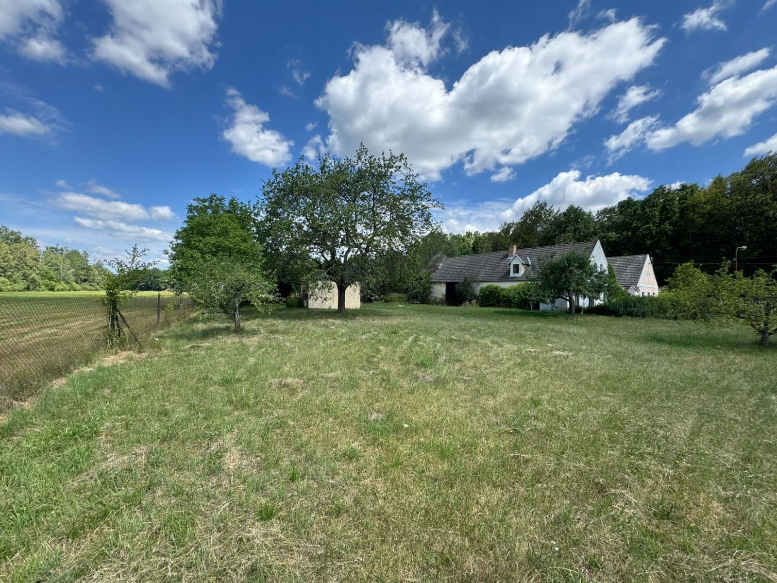 Prodej domu 118 m², pozemek 7.913 m², Majdalena, Jihočeský kraj Prodej domu 118 m², pozemek 7.913 m², Majdalena, Jihočeský kraj