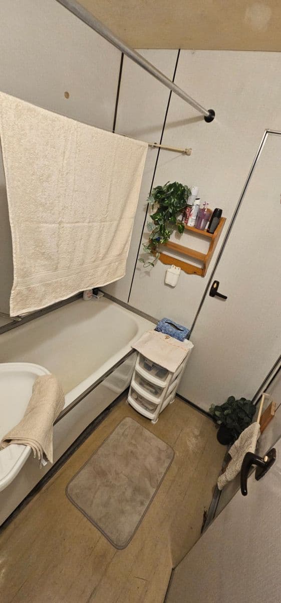 Prodej bytu 2+1 62 m², U Porcelánky, Chodov, Karlovarský kraj Prodej bytu 2+1 62 m², U Porcelánky, Chodov, Karlovarský kraj