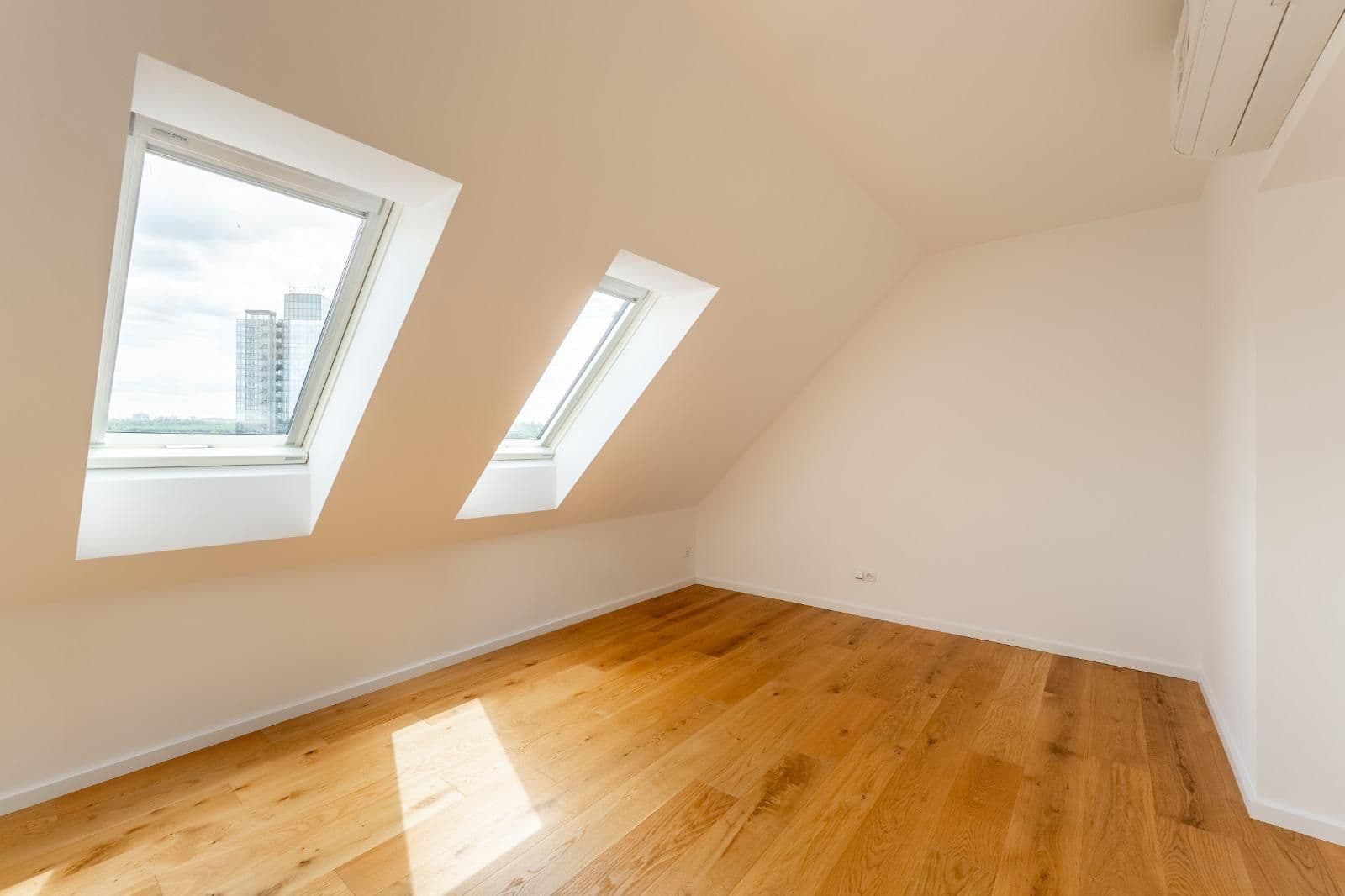 Pronájem bytu 3+kk 65 m², U Uranie, Praha, Praha Pronájem bytu 3+kk 65 m², U Uranie, Praha, Praha