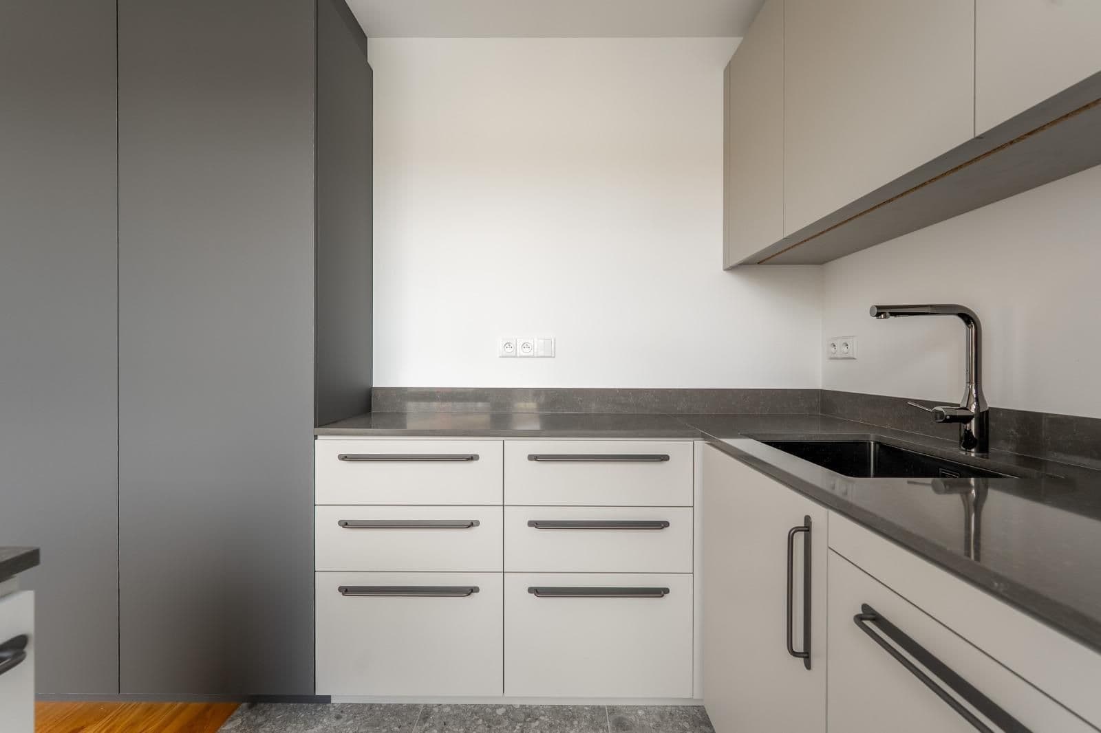 Pronájem bytu 3+kk 65 m², U Uranie, Praha, Praha Pronájem bytu 3+kk 65 m², U Uranie, Praha, Praha