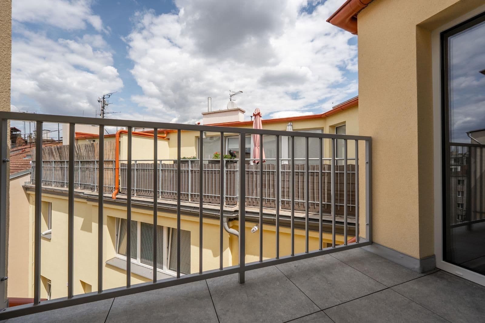 Pronájem bytu 3+kk 65 m², U Uranie, Praha, Praha Pronájem bytu 3+kk 65 m², U Uranie, Praha, Praha