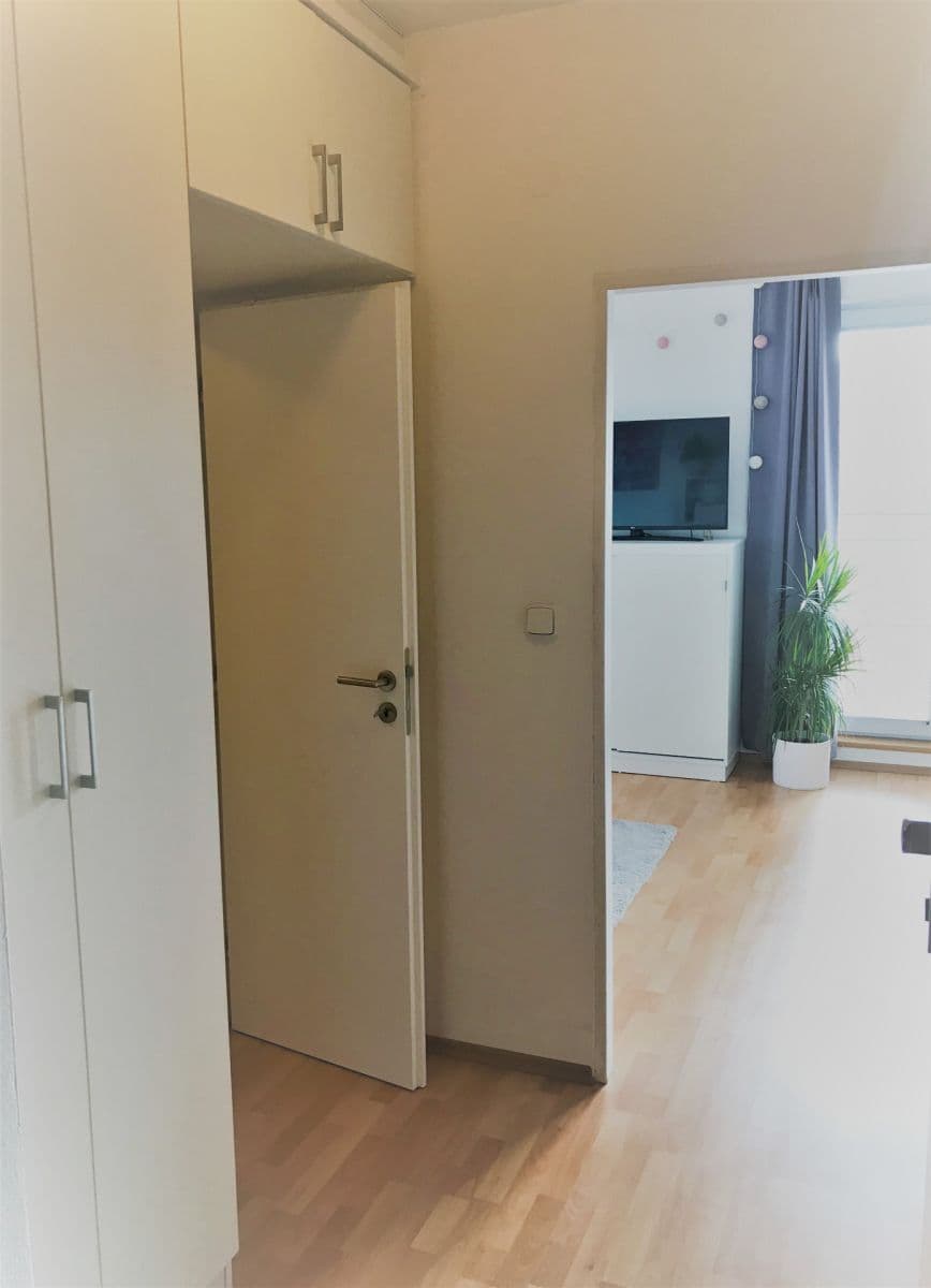 Pronájem bytu 1+kk 31 m², Bratří Dohalských, Praha, Praha Pronájem bytu 1+kk 31 m², Bratří Dohalských, Praha, Praha