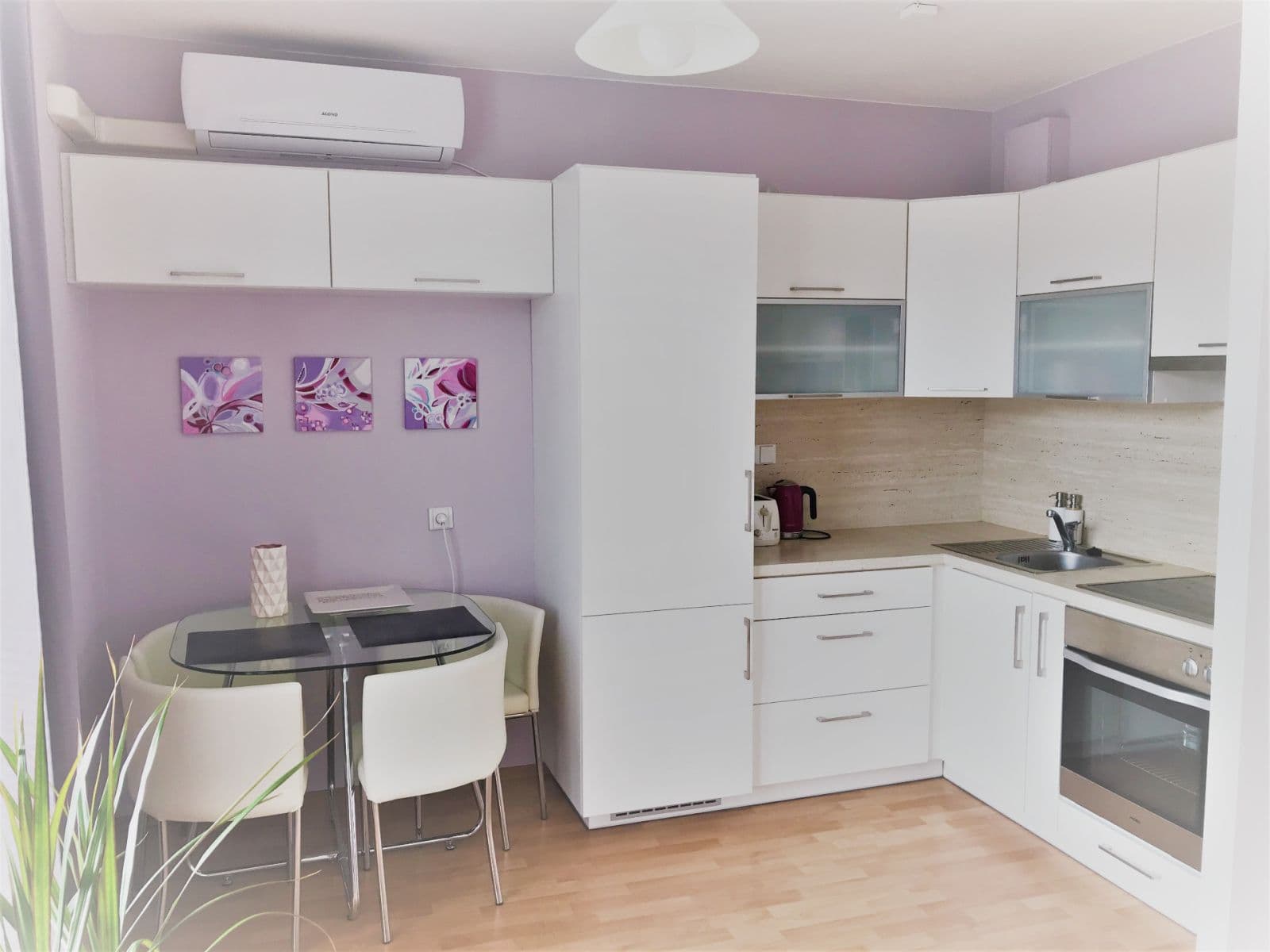 Pronájem bytu 1+kk 31 m², Bratří Dohalských, Praha, Praha Pronájem bytu 1+kk 31 m², Bratří Dohalských, Praha, Praha