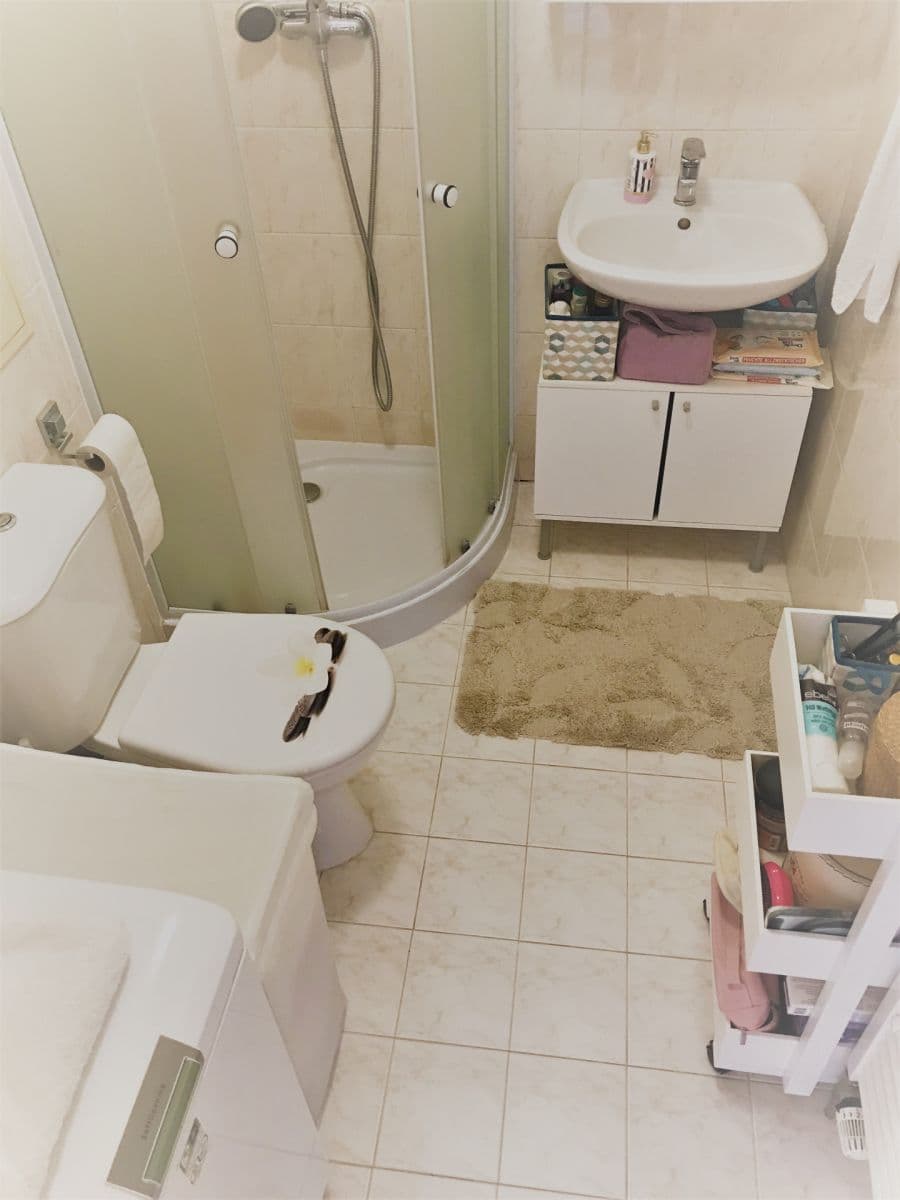 Pronájem bytu 1+kk 31 m², Bratří Dohalských, Praha, Praha Pronájem bytu 1+kk 31 m², Bratří Dohalských, Praha, Praha