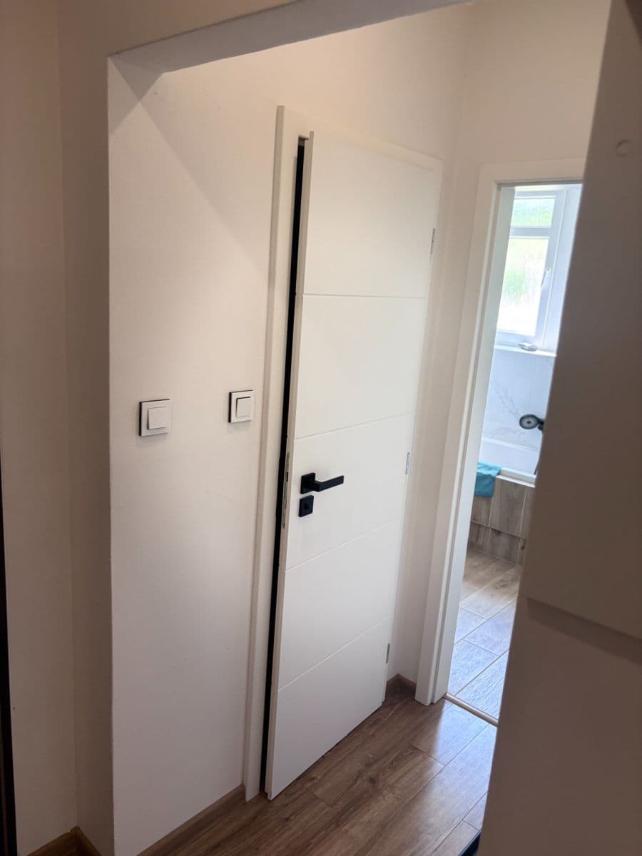 Pronájem bytu 3+kk 75 m², Šrobárova, Ostrava, Moravskoslezský kraj Pronájem bytu 3+kk 75 m², Šrobárova, Ostrava, Moravskoslezský kraj