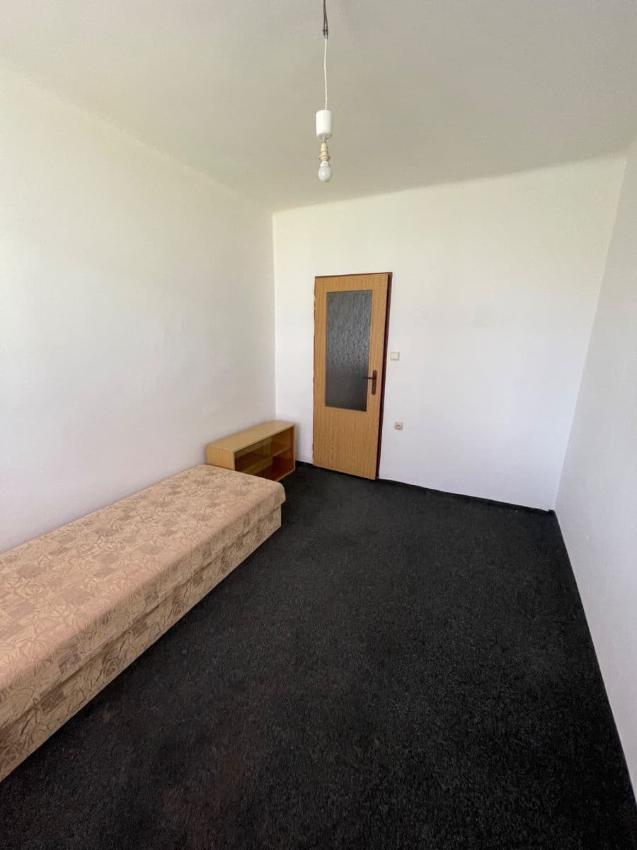 Pronájem bytu 3+1 59 m², Nová Ves, Karlovarský kraj Pronájem bytu 3+1 59 m², Nová Ves, Karlovarský kraj