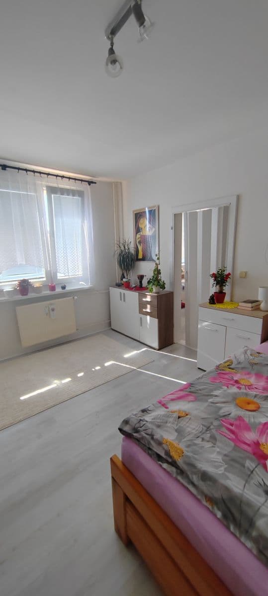 Prodej bytu 2+kk 34 m², Peškova, Ústí nad Labem, Ústecký kraj Prodej bytu 2+kk 34 m², Peškova, Ústí nad Labem, Ústecký kraj