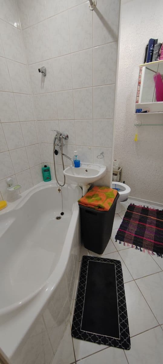 Prodej bytu 2+kk 34 m², Peškova, Ústí nad Labem, Ústecký kraj Prodej bytu 2+kk 34 m², Peškova, Ústí nad Labem, Ústecký kraj