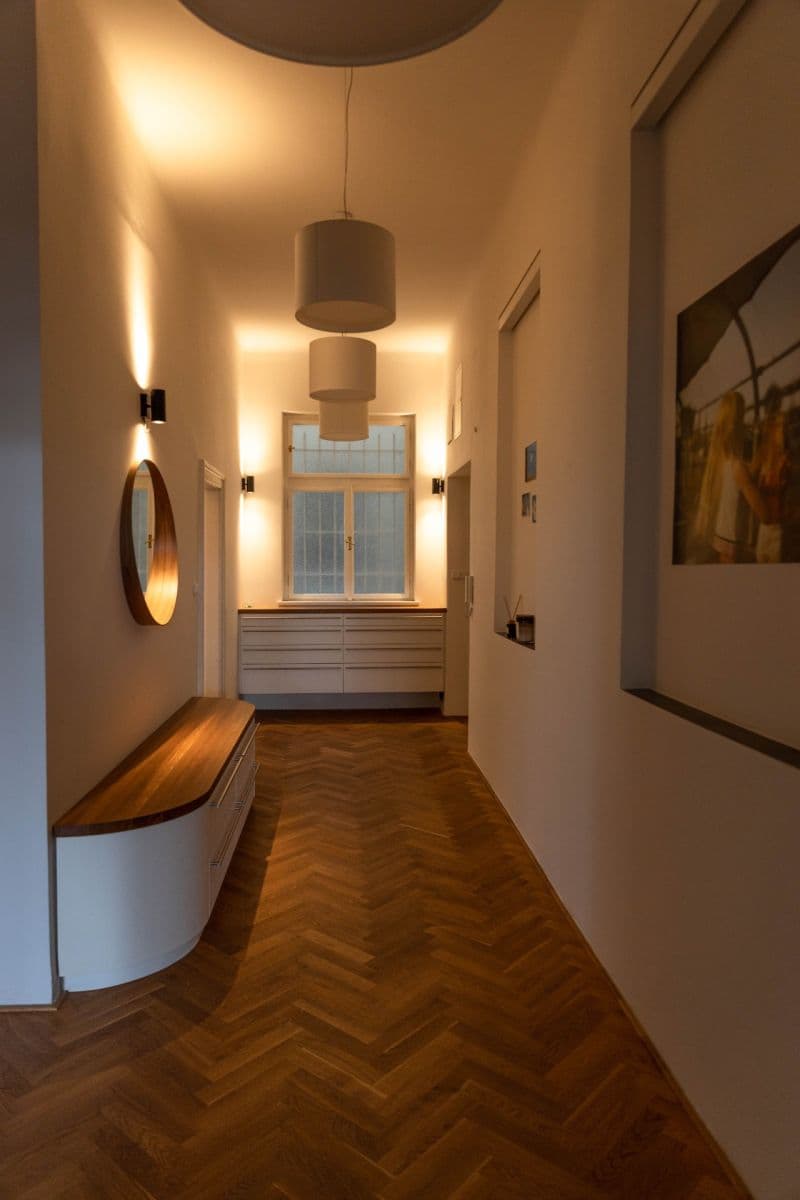 Pronájem bytu 3+1 112 m², Štěpánská, Praha, Praha Pronájem bytu 3+1 112 m², Štěpánská, Praha, Praha