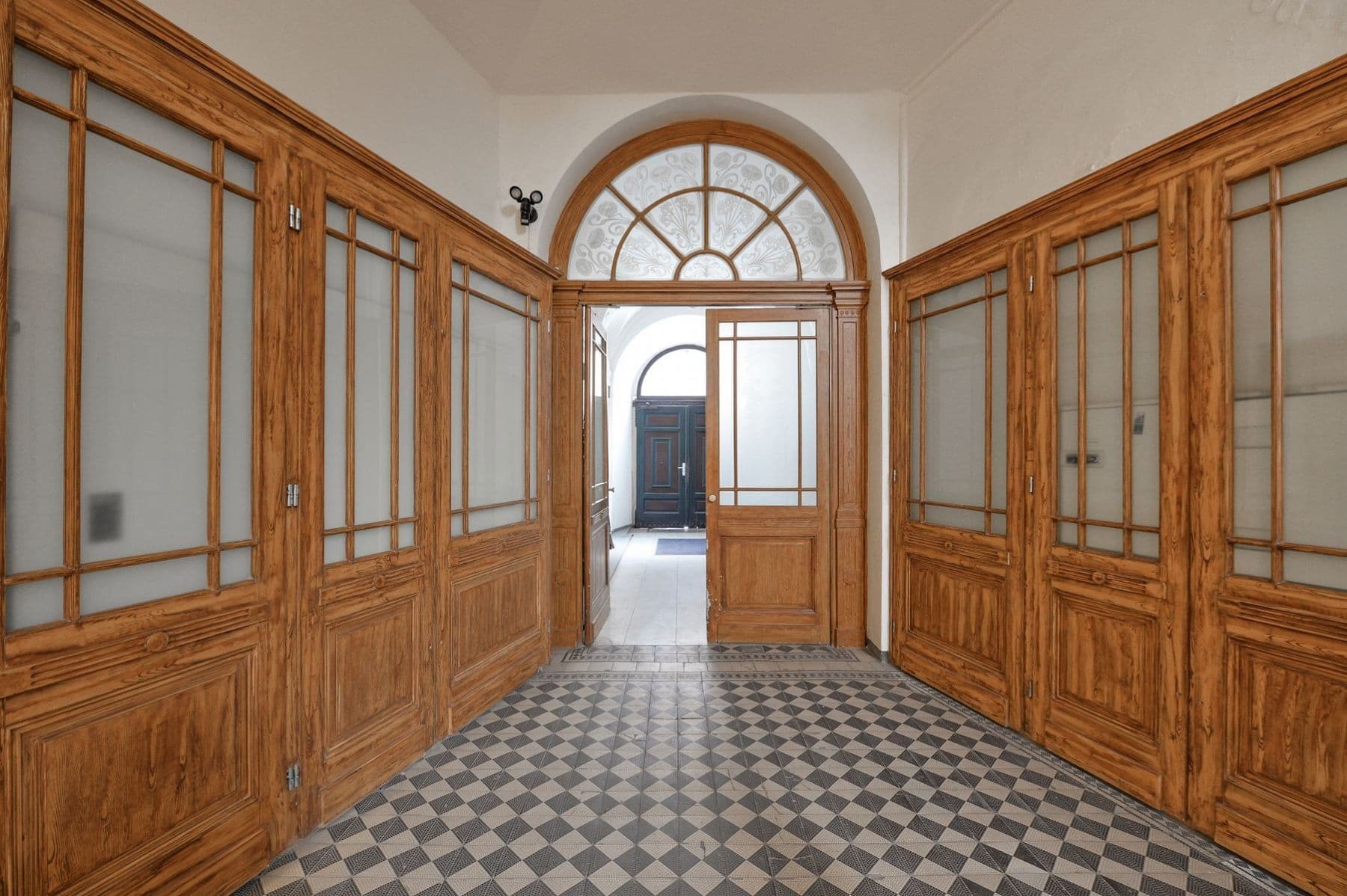 Pronájem bytu 3+1 112 m², Štěpánská, Praha, Praha Pronájem bytu 3+1 112 m², Štěpánská, Praha, Praha